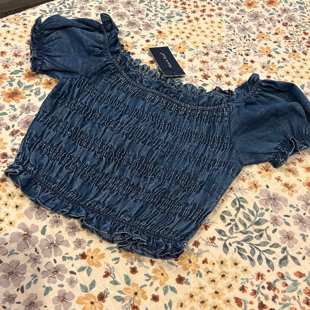 NWT Sim & Sam denim crop top